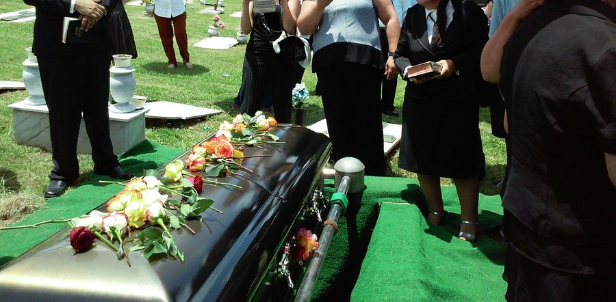 Addetto alle operazioni cimiteriali e di sepoltura